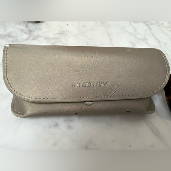 Giorgio Armani AR 8011 Sunglasses - Picture 11 of 11